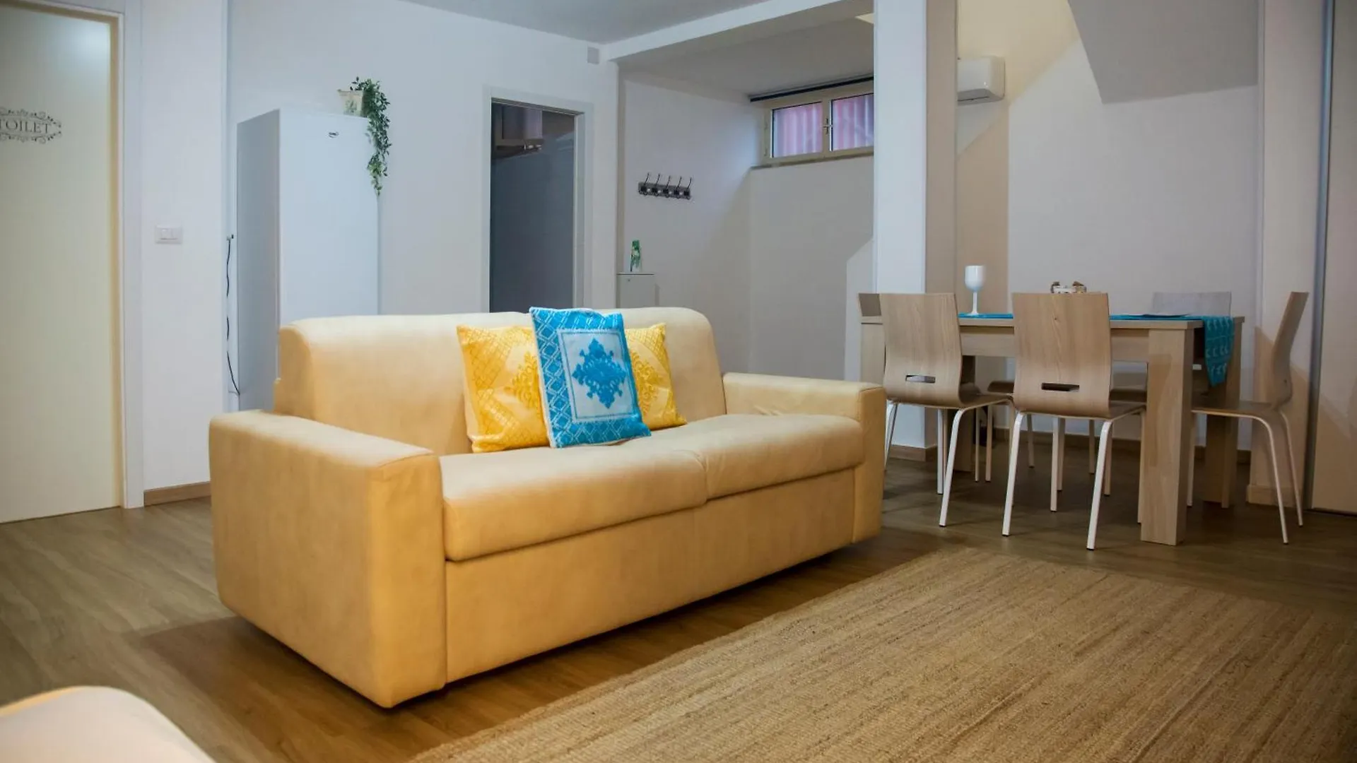 Viale Sardegna - Basement House Apartment Alghero 0*,  Italy